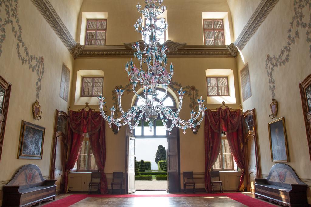 Castello Di Guarene Hotel Eksteriør billede