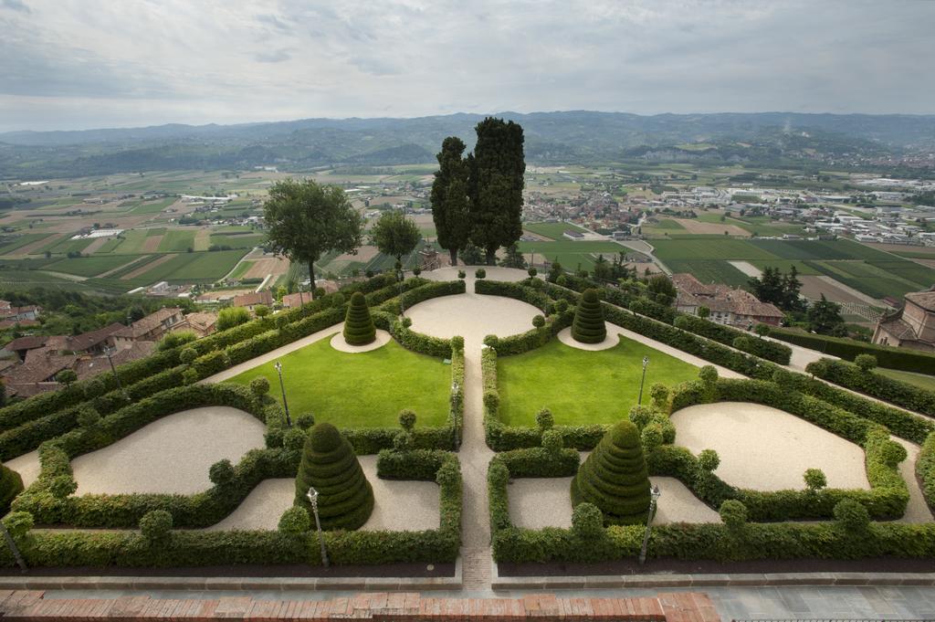 Castello Di Guarene Hotel Eksteriør billede