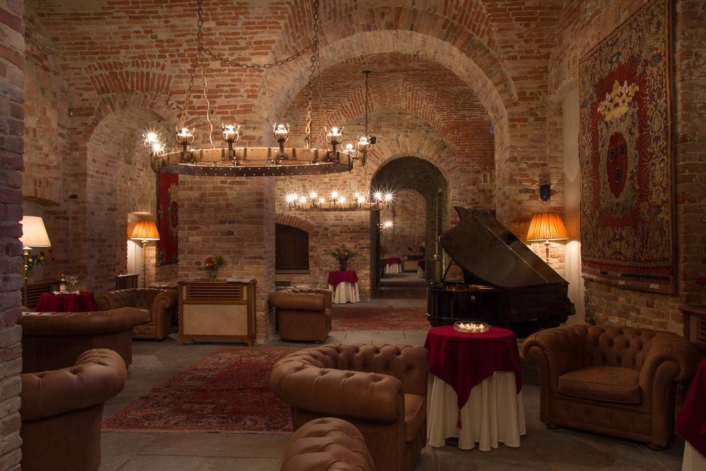 Castello Di Guarene Hotel Eksteriør billede