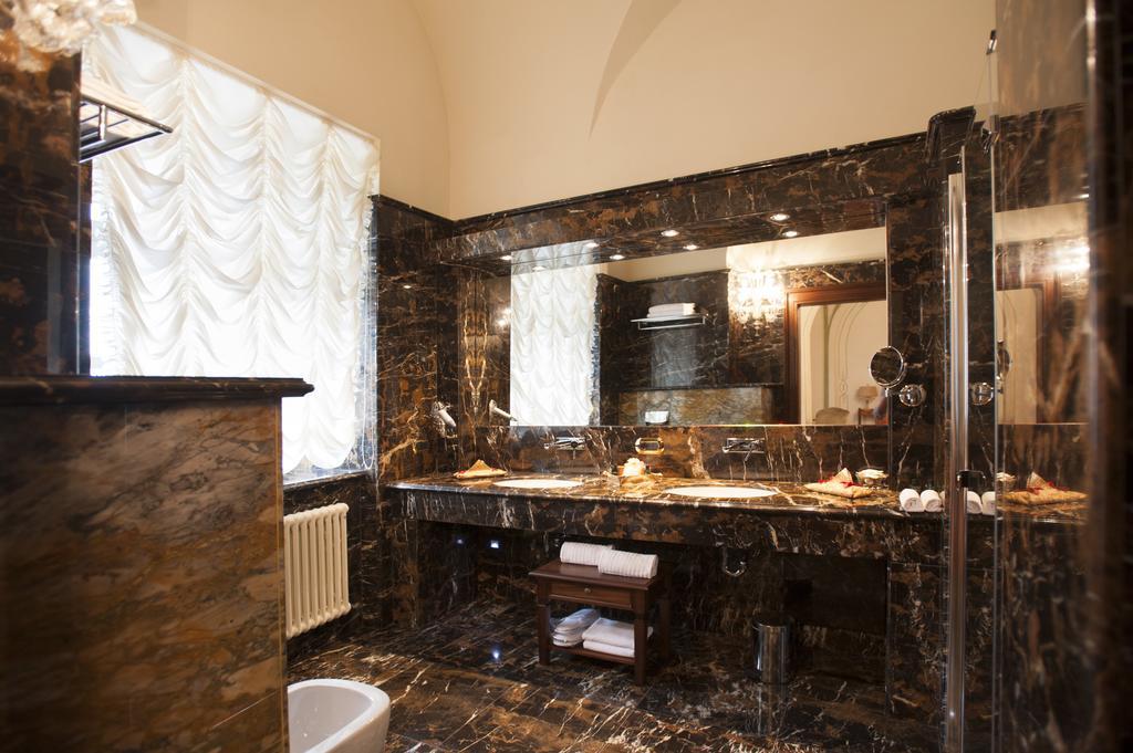 Castello Di Guarene Hotel Værelse billede