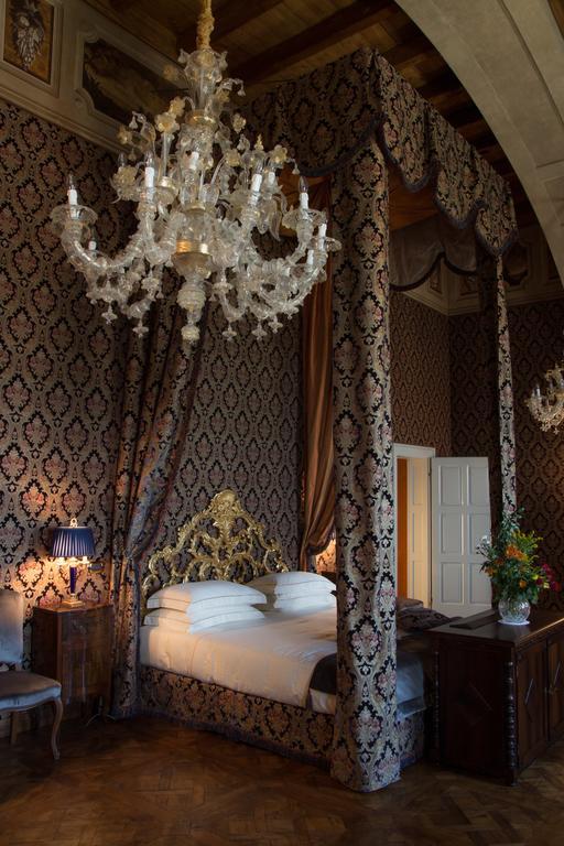 Castello Di Guarene Hotel Værelse billede